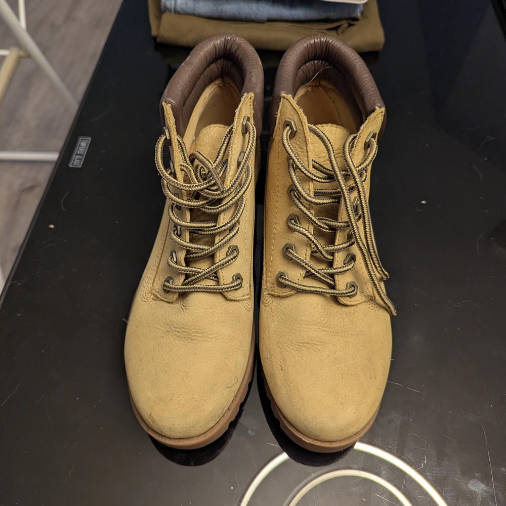 Women's Tan Leather Boots